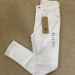 NWT Levi’s 721 High-Rise Skinny